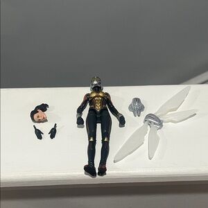 Marvel Legends Ant-Man and the Wasp Cull Obsidian Series Wasp Action Figure 6 in